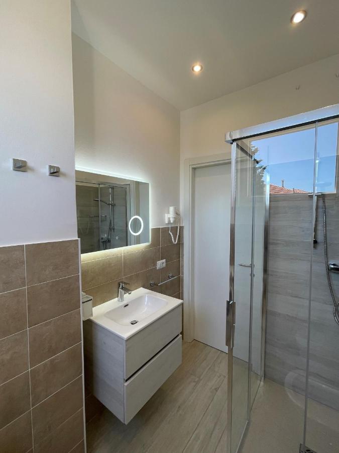 Caprice 2.0 Apartment เปสเคียรา เดล การ์ดา ภายนอก รูปภาพ