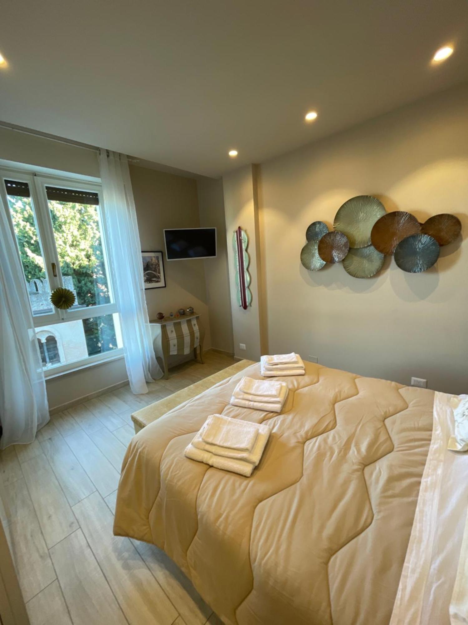 Caprice 2.0 Apartment เปสเคียรา เดล การ์ดา ภายนอก รูปภาพ